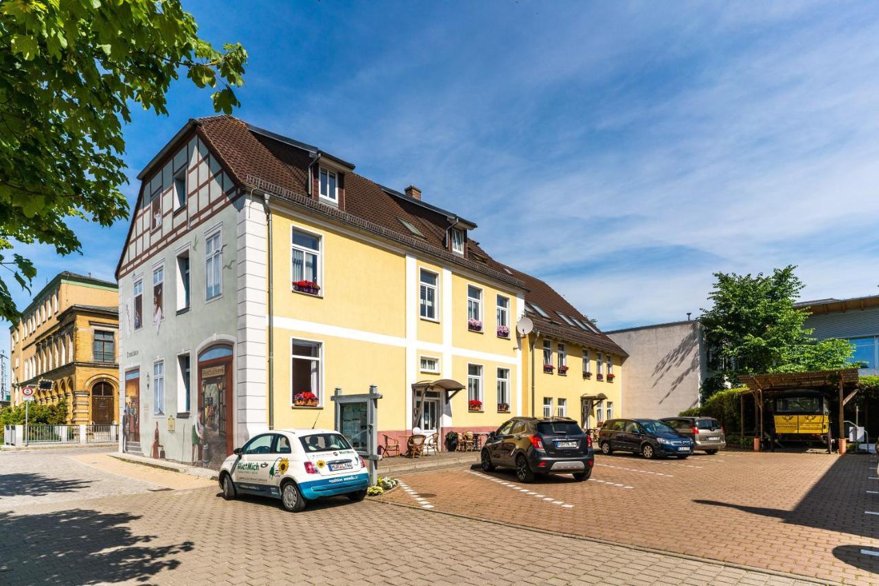 Hotel Am Brauhaus Waren  Exterior photo