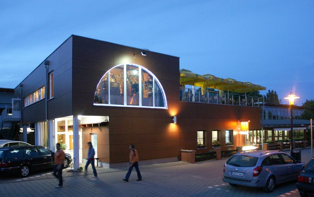 Hotel Am Brauhaus Waren  Exterior photo